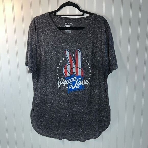 Royce Brand T Shirt Women’s  2XLarge Gray Short Sleeve American Flag Peace Sign - Picture 1 of 8